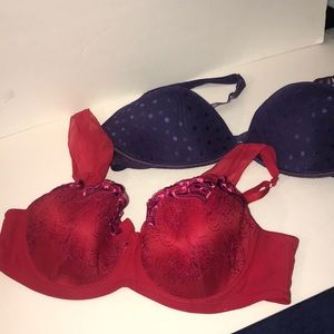 Bra bundle size 42D. Red nwot. Purple used